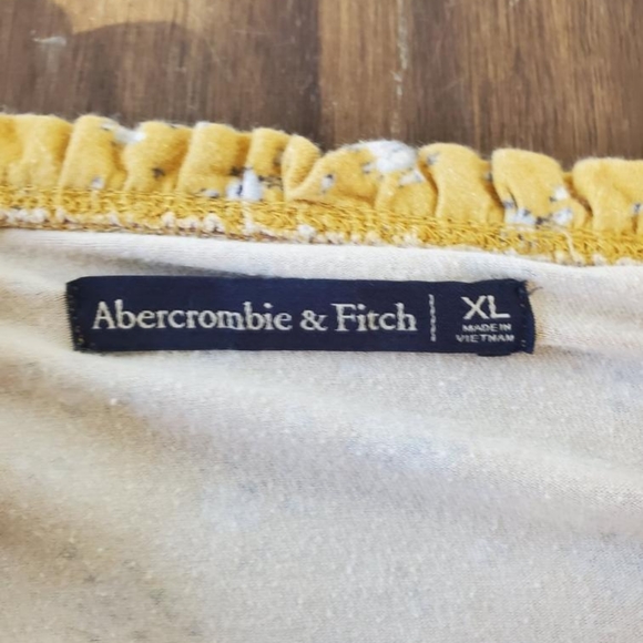 Yellow - ABERCOMBIE & FITCH - Crop Top - Picture 2 of 3